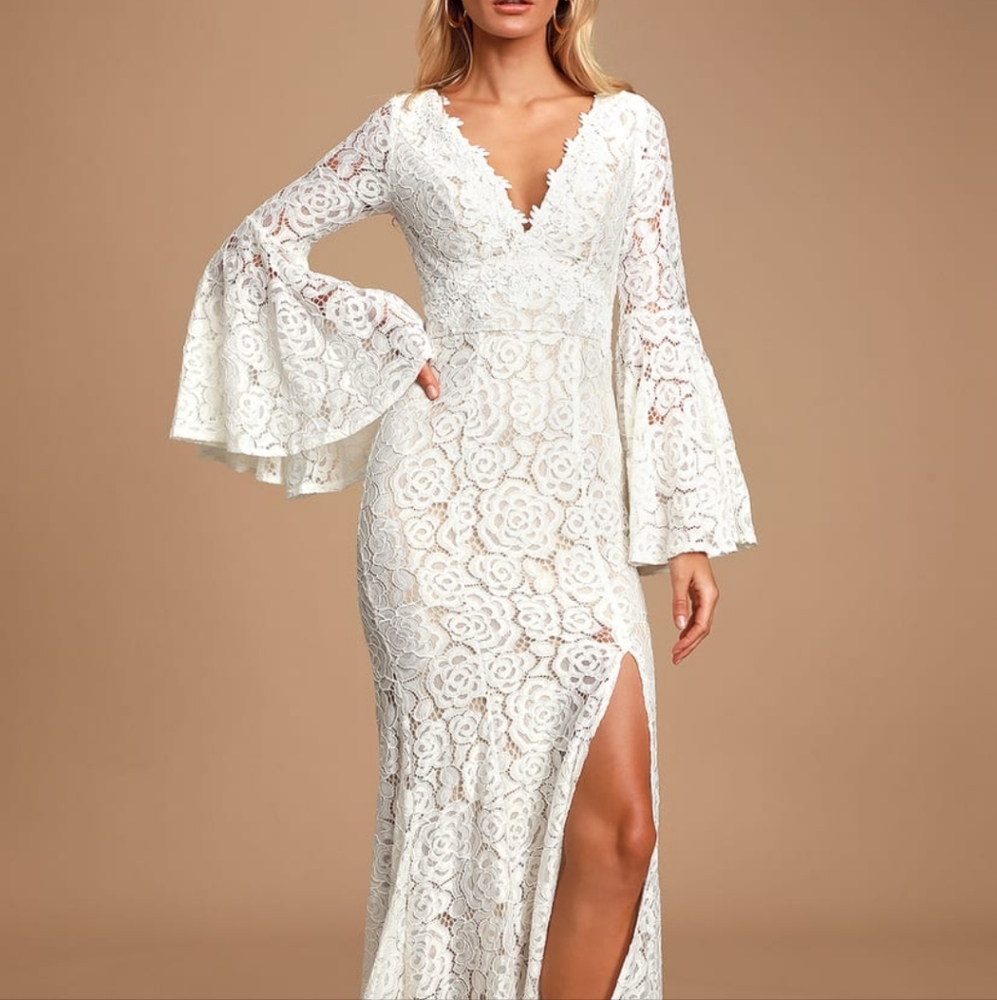 Lulus Duchess Ivory Lace Bell Sleeve Maxi Dress - Size M